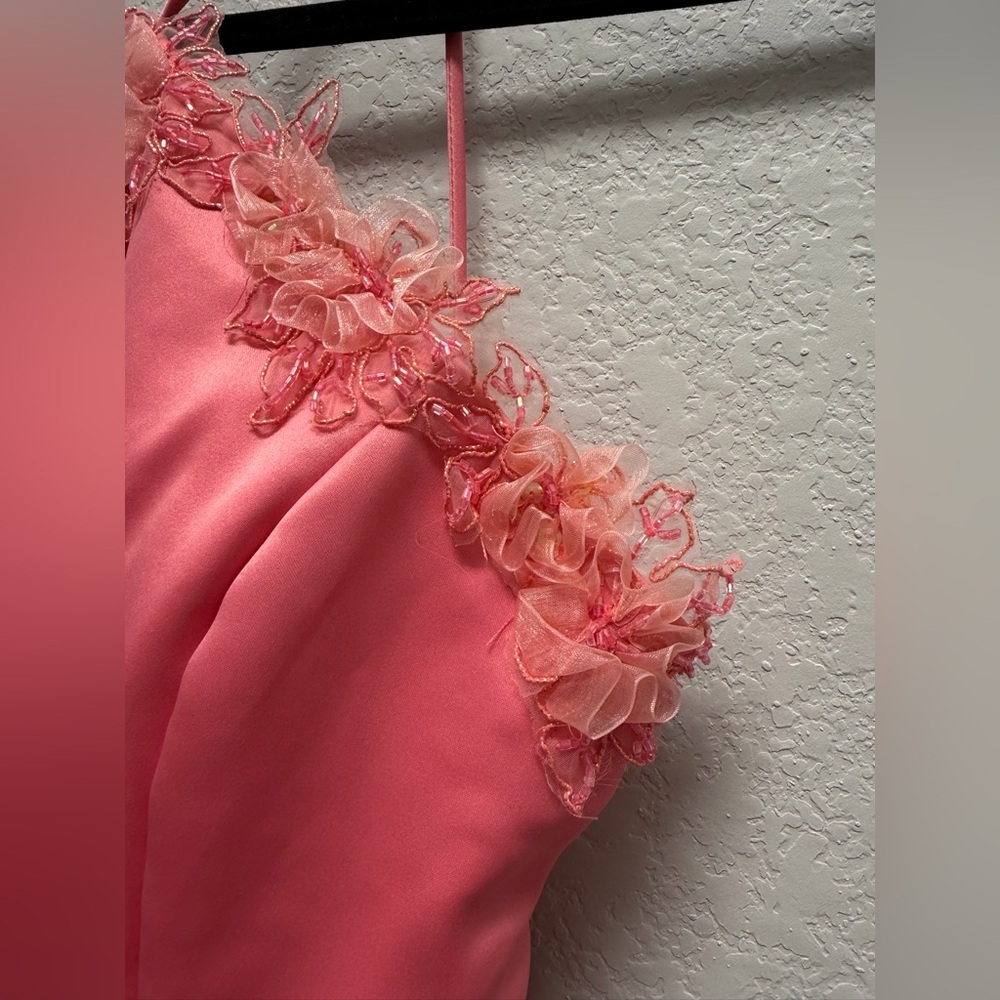 VTG 90s Y2K Dollar USA Coral Pink Satin Gown 3D Floral Beaded Halter Dress XS - Picture 3 of 15